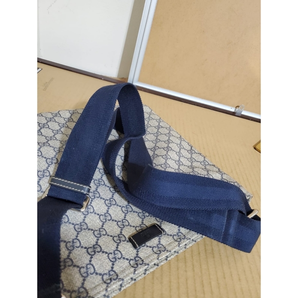 GUCCI GG Plus Monogram Medium Flat Messenger Bag Navy - Picture 9 of 13